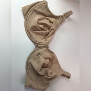 Curvation 42 D Nude Bra Lightly Lined Underwire Adjustable Straps Comfort Girl